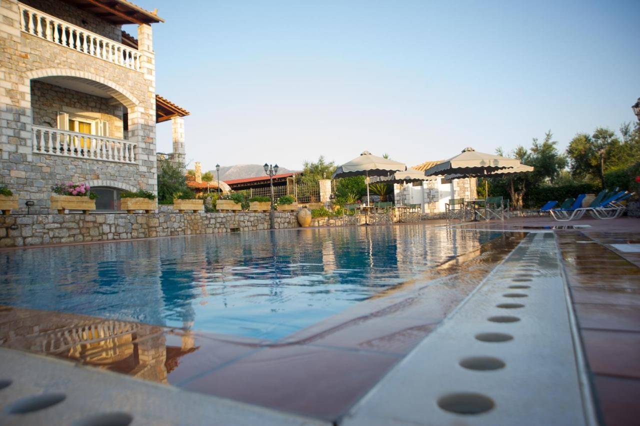 Amalia Apartments Stoúpa المظهر الخارجي الصورة
