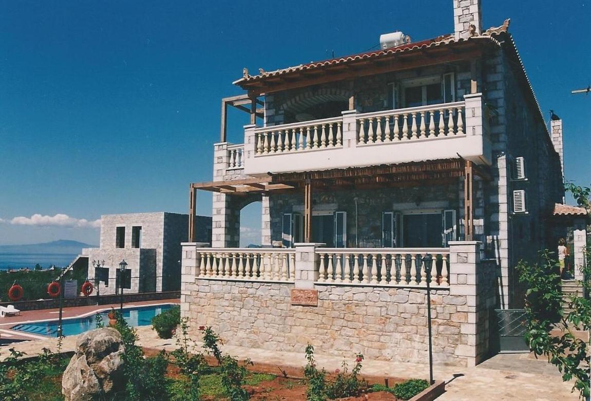 Amalia Apartments Stoúpa المظهر الخارجي الصورة
